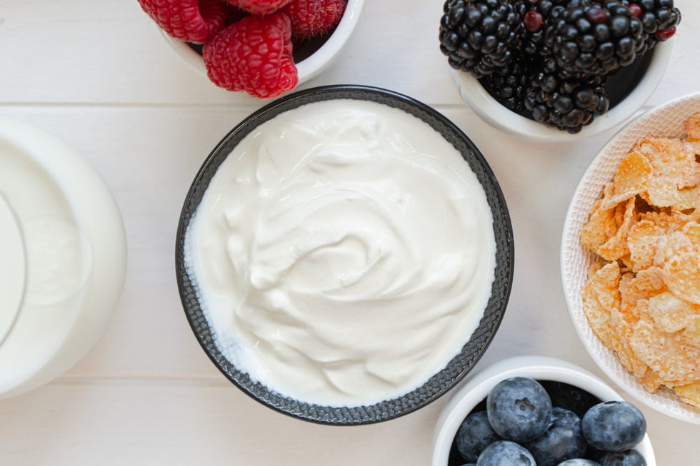 yoghurt with whole fresh blueberries, raspberries