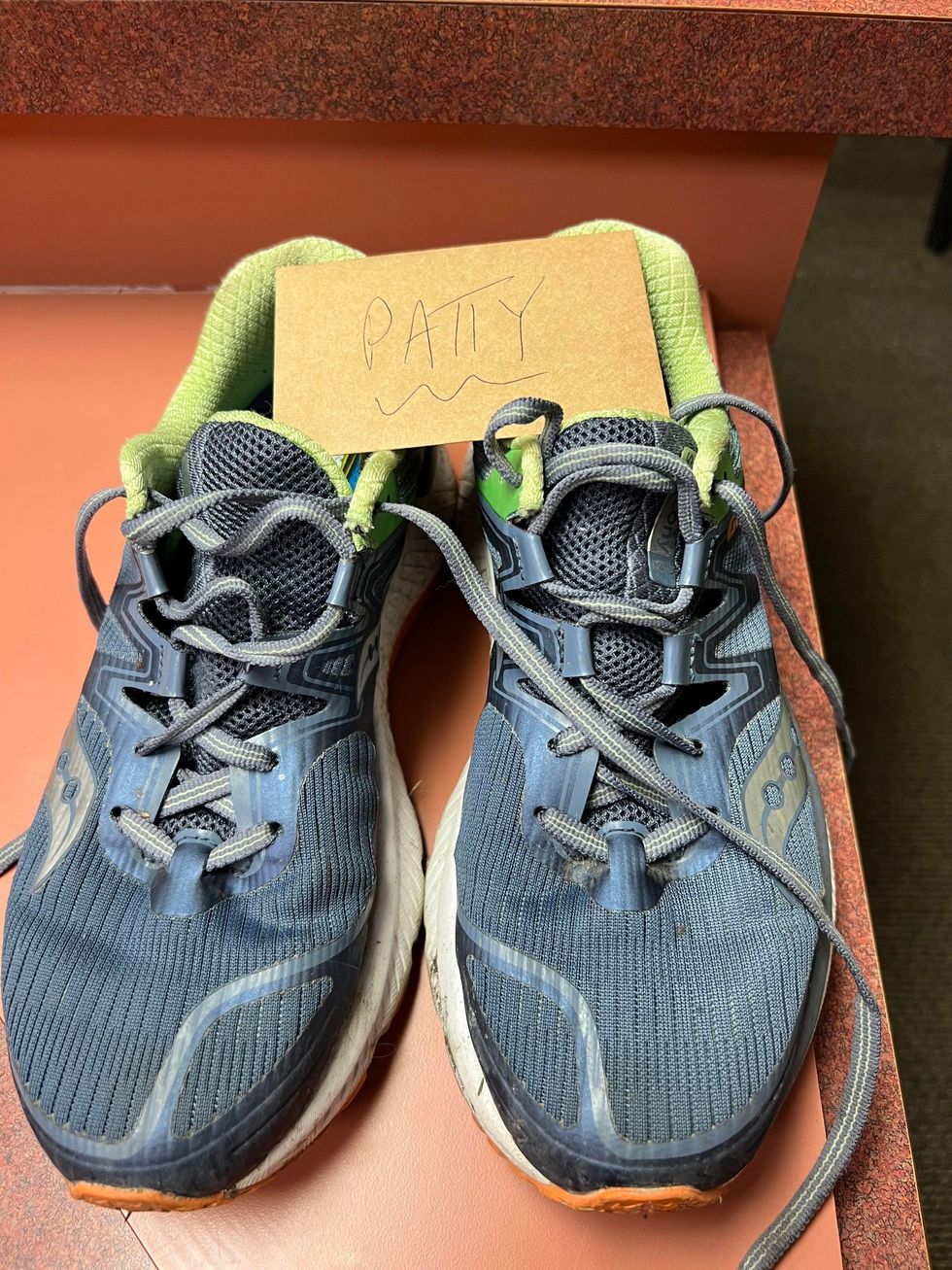 No Shoes, No Sweat—Marathoner Wins in a Borrowed Pair