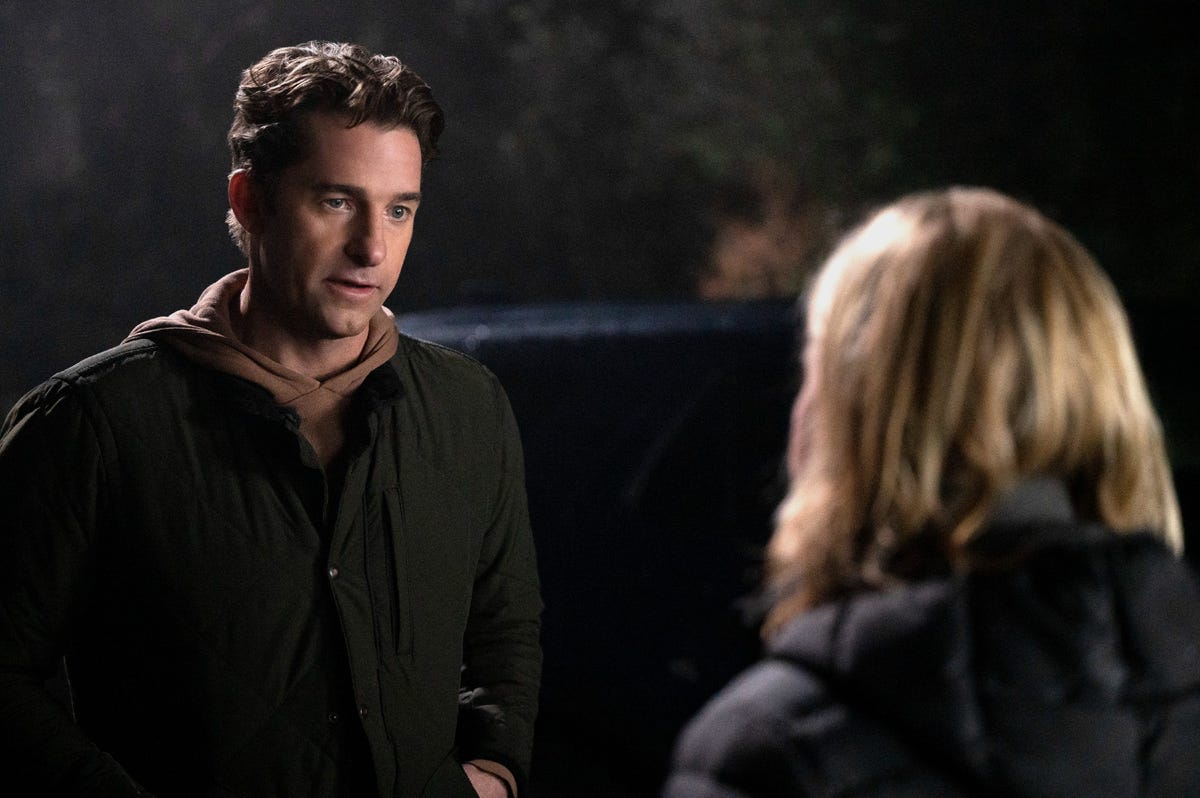 Scott Speedman Would Return For You Season 4: 'His Story of Revenge Hasn't  Been Fully Written Yet