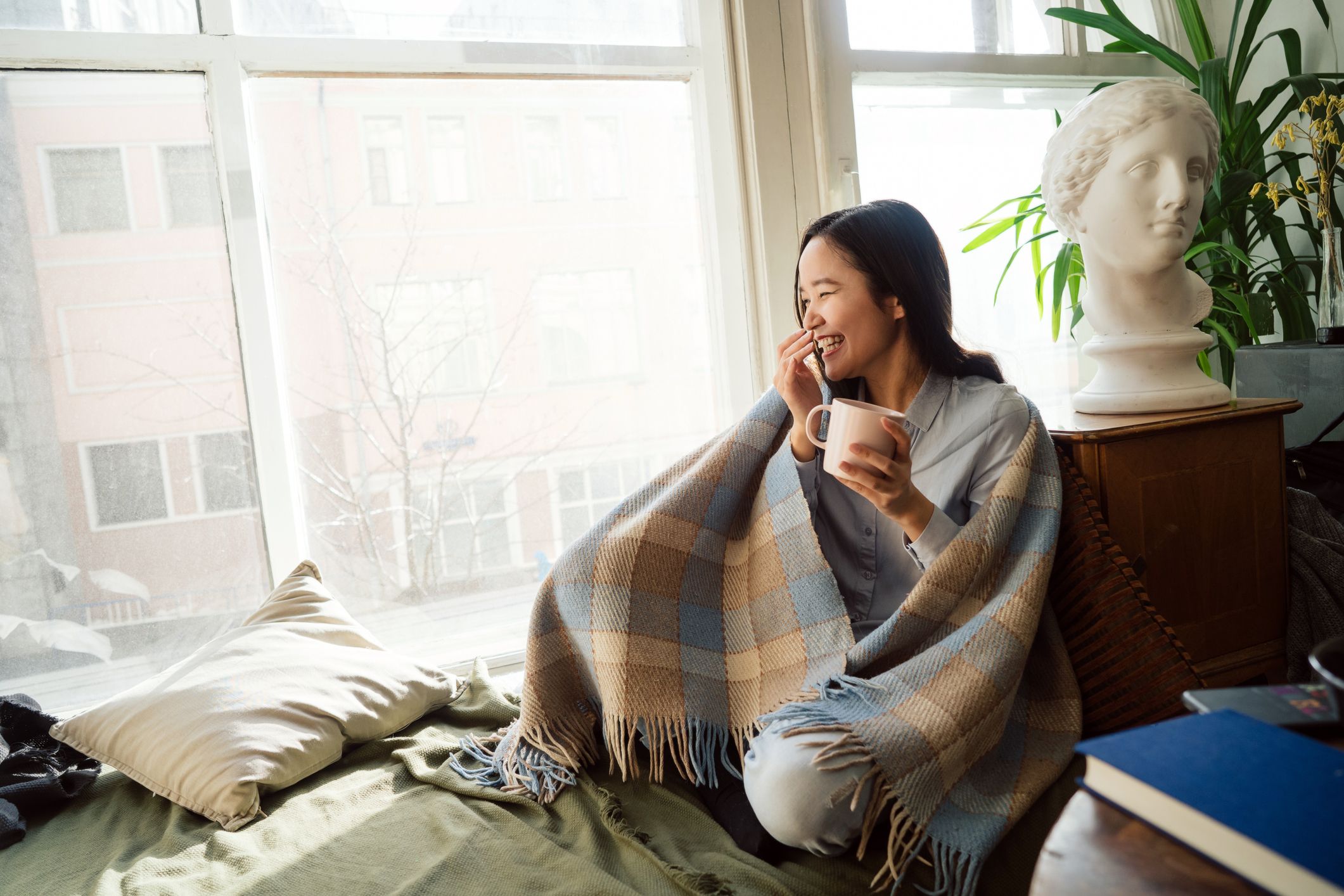 ブランケットのおすすめ16選【おしゃれな人気ブランドも】ふわふわの