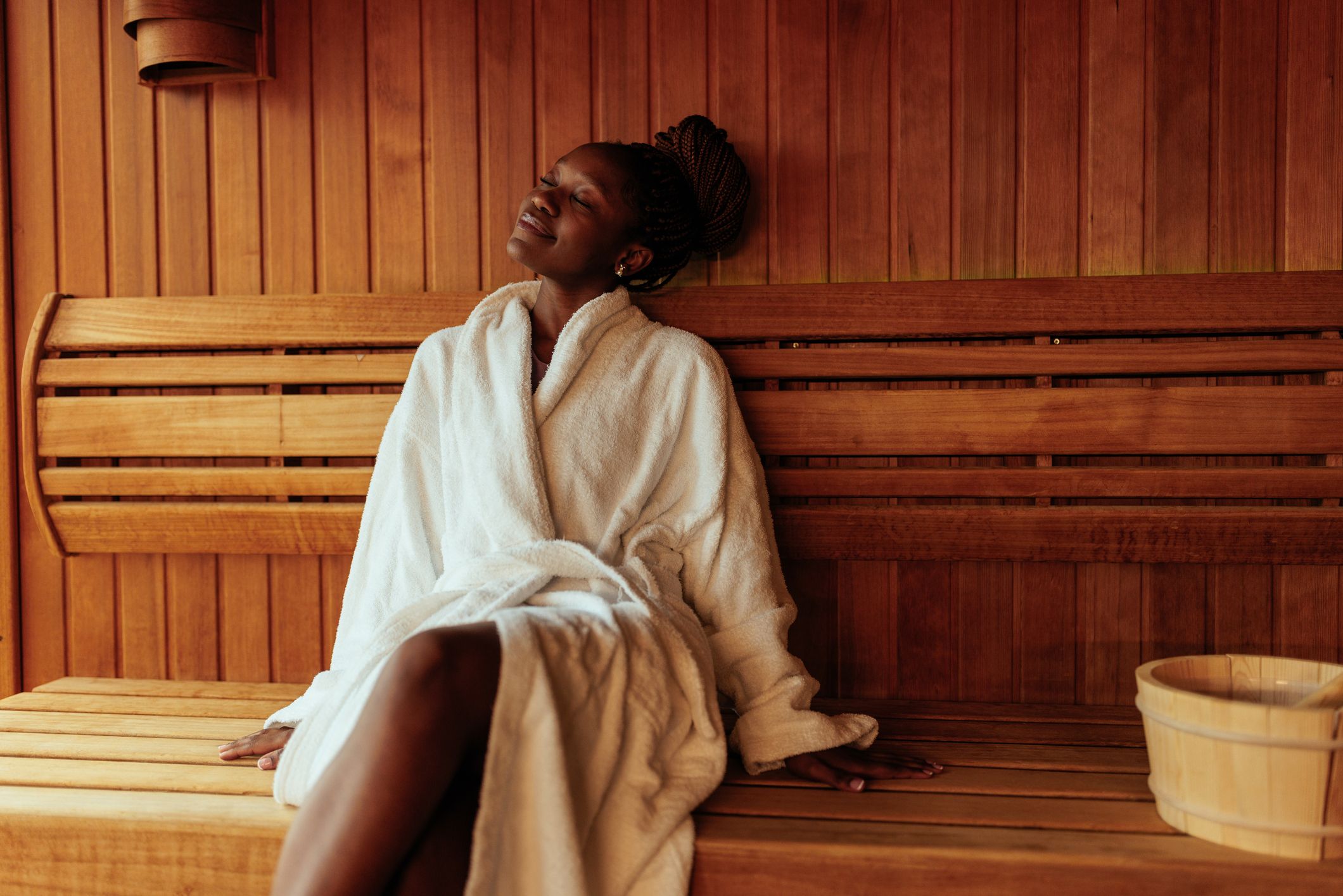 11 Best Sauna Benefits For Your Health, According To Doctors