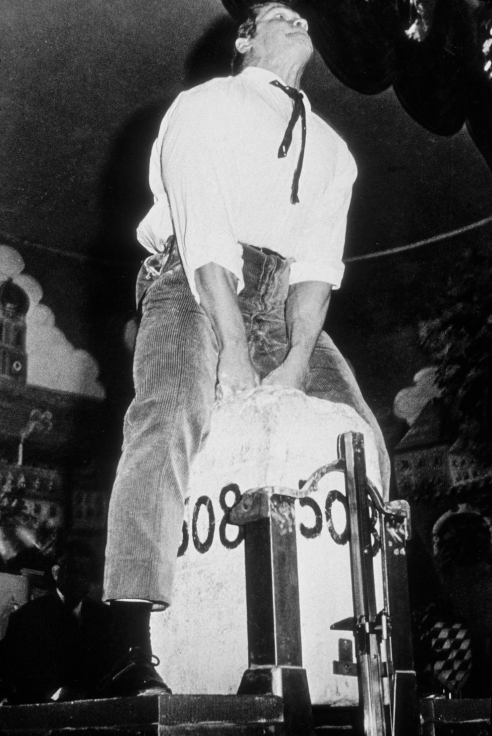 Young Arnold Schwarzenegger Photos - Arnold Bodybuilder Pictures