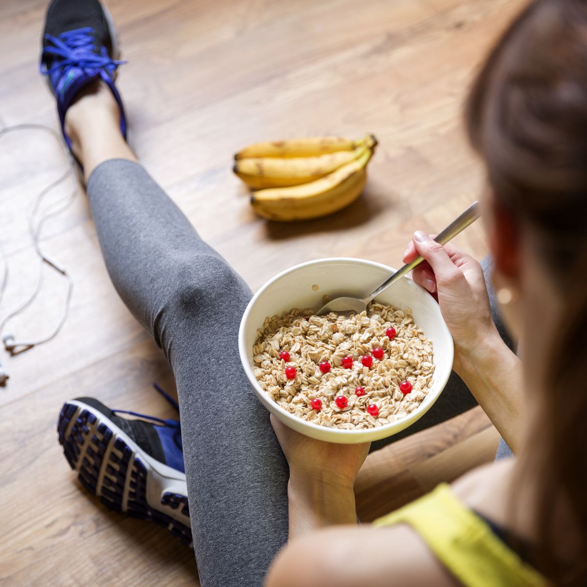 4. Experiment with Pre-Workout Meals and Snacks