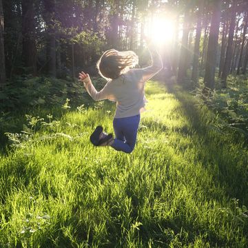 A childhood in green spaces helps adulthood mental health