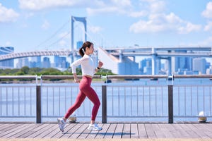 young japanese training downtown