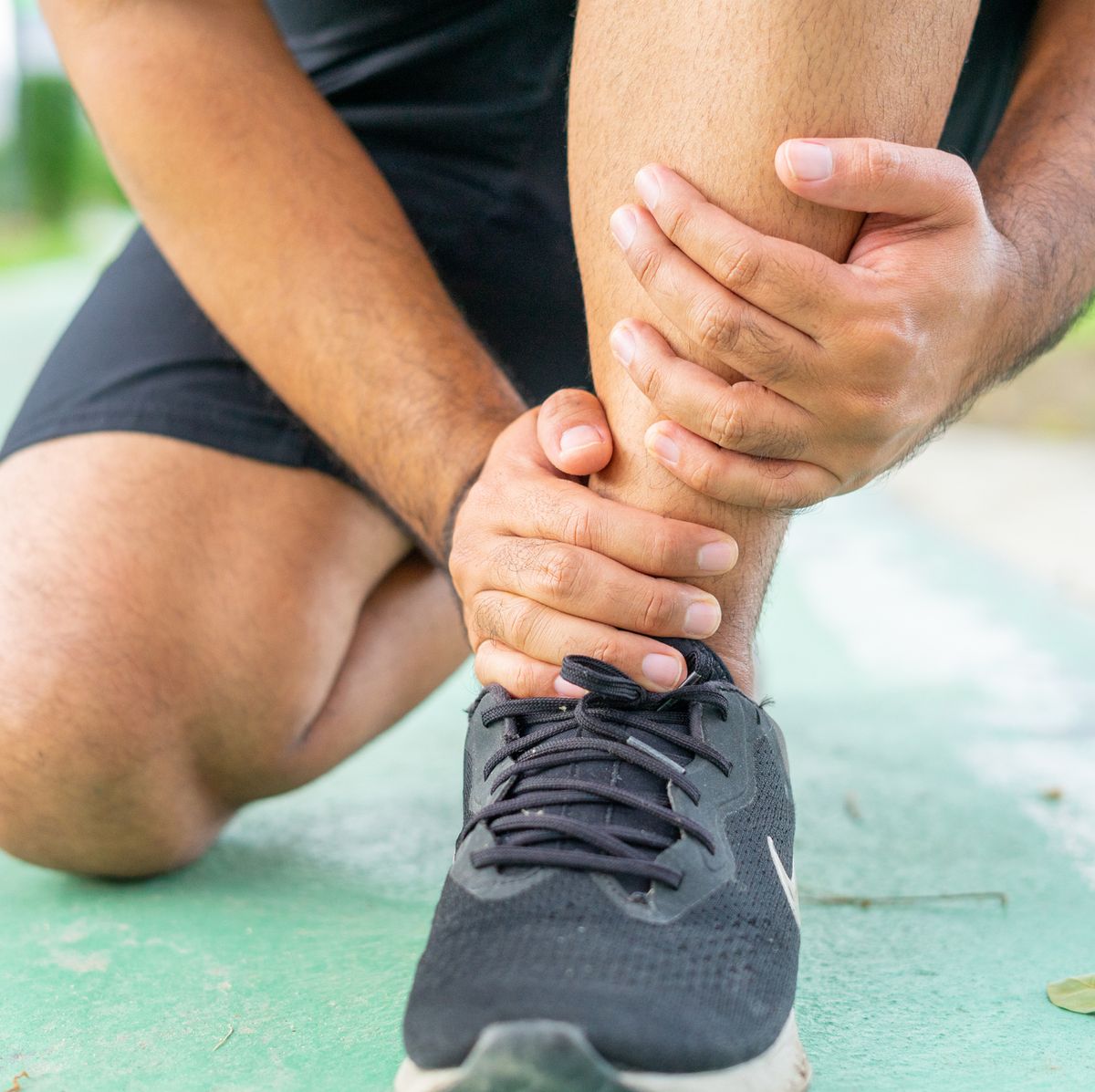 3 Levels of Ankle Sprains and How to Treat Them: Maryland