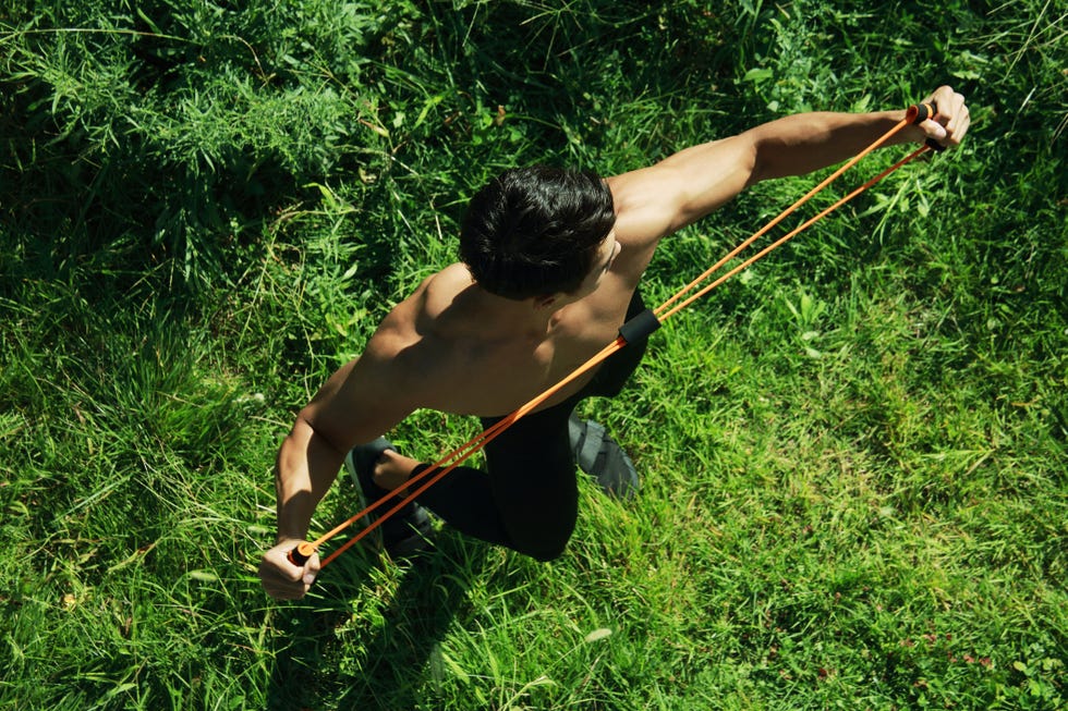 entrenamiento con goma elástica