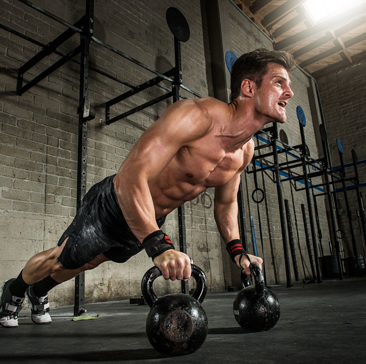 This At-Home Pushups Routine Builds Chest Muscle With No Gear