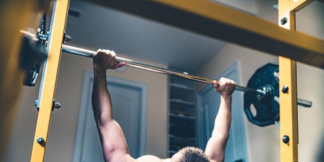 Las mejores barras de pesas para entrenar en casa