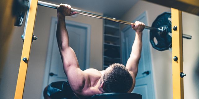 Las mejores barras de pesas para entrenar en casa