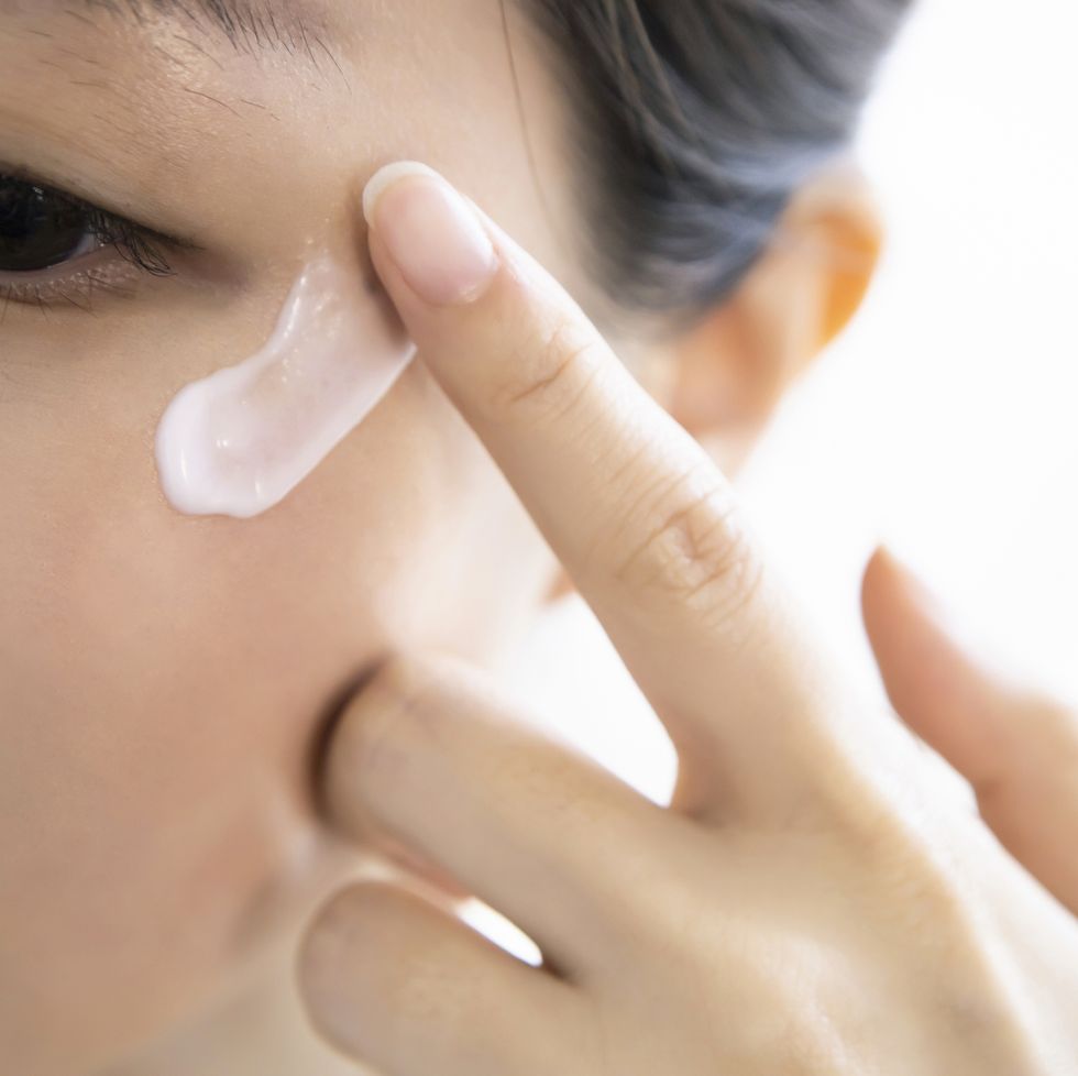眼霜怎麼挑？15款眼霜推薦「緊緻撫紋、補水保濕、改善黑眼圈」逆齡眼周保養術公開