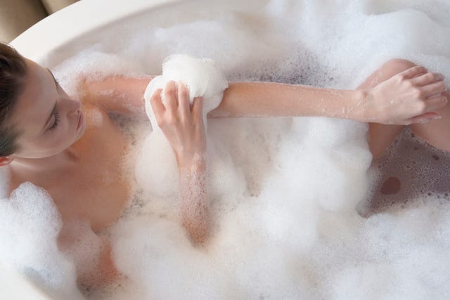 Wet bath. Body Wash. Wash in Bath. Women Bathe in Cold. Bath women.
