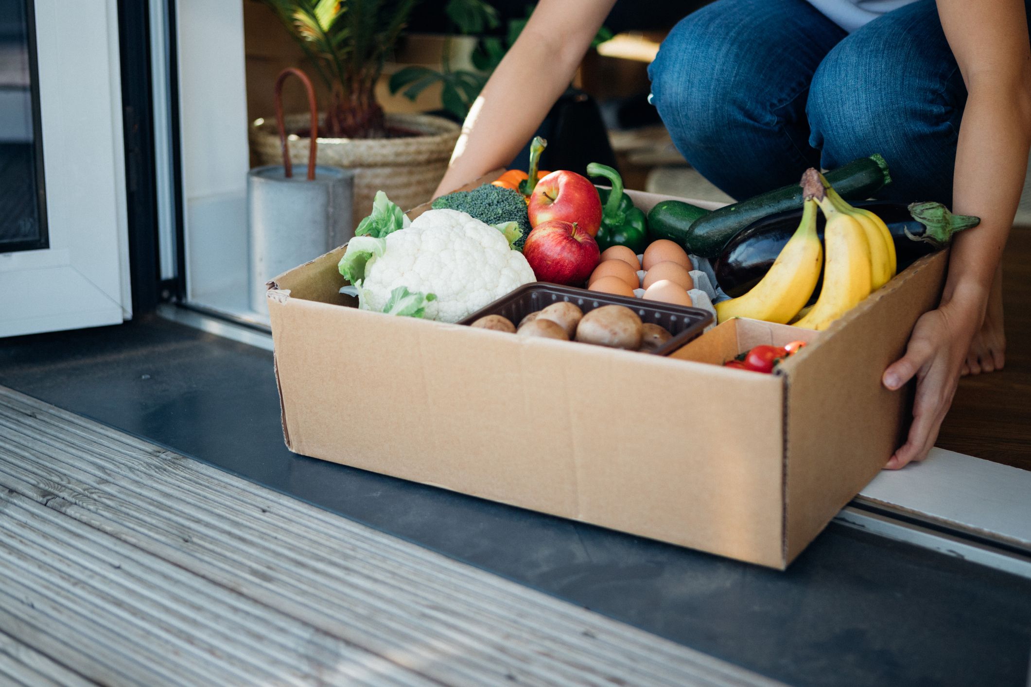 Same Day Grocery Delivery: Get Your Groceries Delivered Instantly!