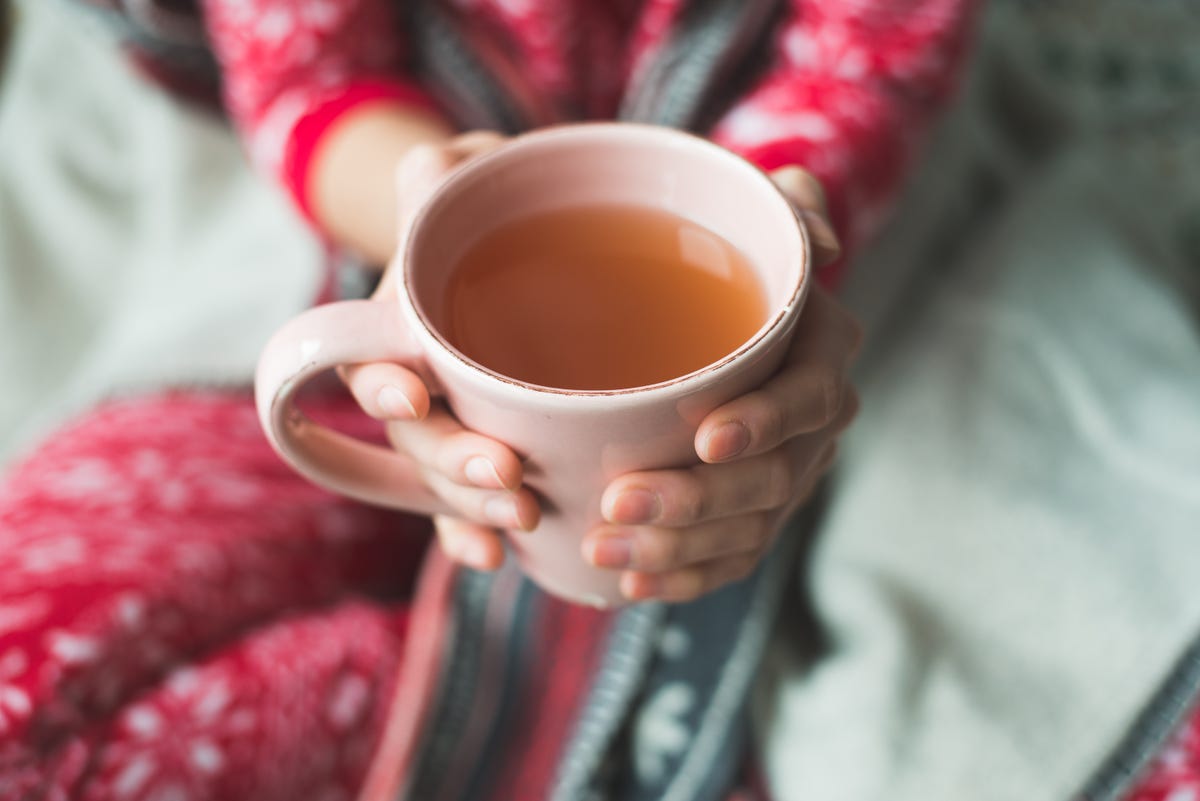 8 Soothing Teas for Sore Throat & Cough - Teas for Cold Symptoms