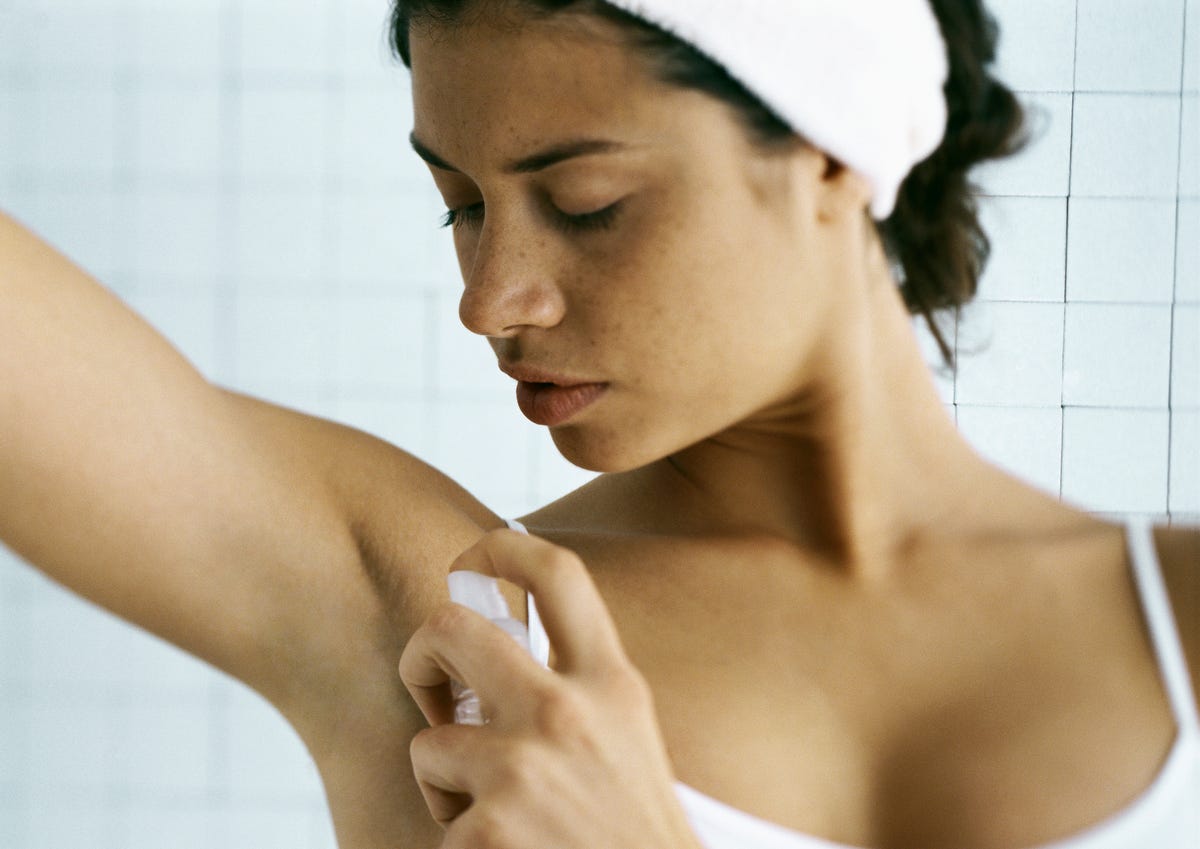 Why Do My Armpits Smell? Changes In Sweat Smell, Explained