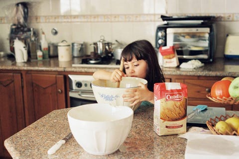 Almograve, Odemira, Portugal ALMOGRAVE ODEMIRA PORTUGAL Familietradities kunnen via gerechten aan de volgende generatie worden overgedragen Ik leerde van mijn vader hoe ik deze cake moest maken schrijft Melo Nu leer ik het recept aan mijn nichtje