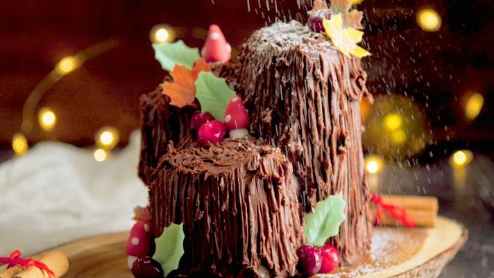 preview for Mulled Wine Yule Stump Cake