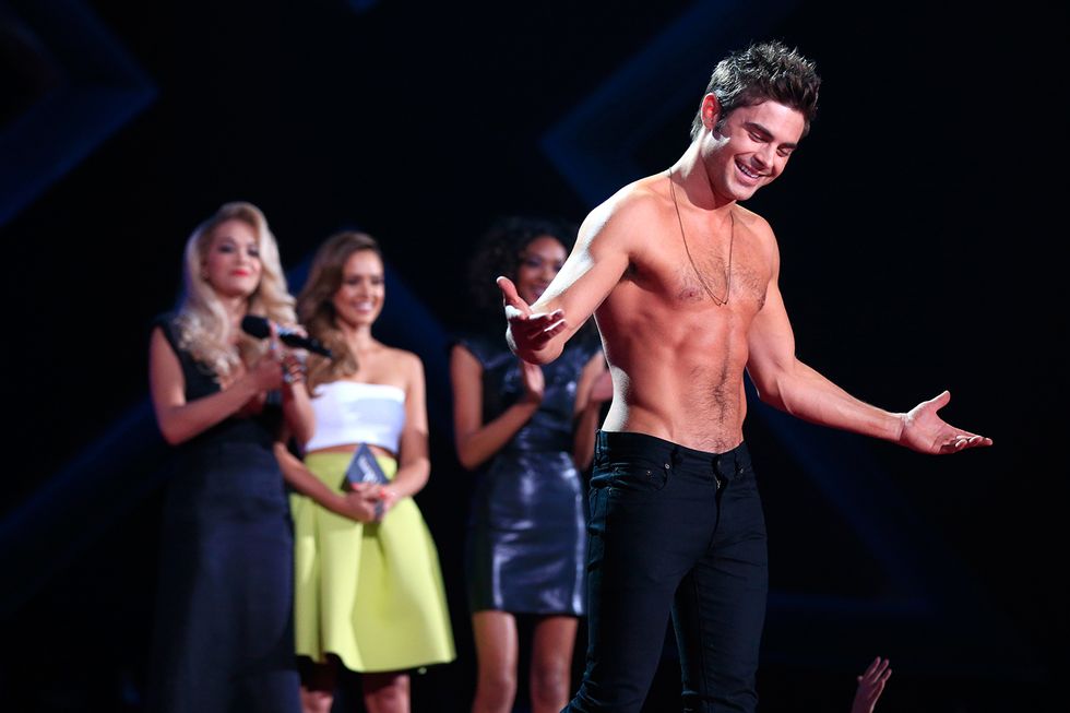 Zac Efron at the 2014 MTV Movie Awards 