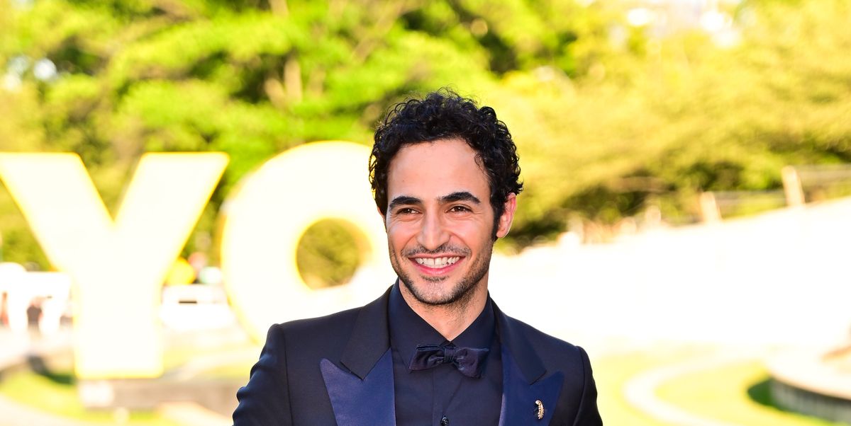 Celebrities lead tributes to Zac Posen as the beloved fashion designer  shutters his label