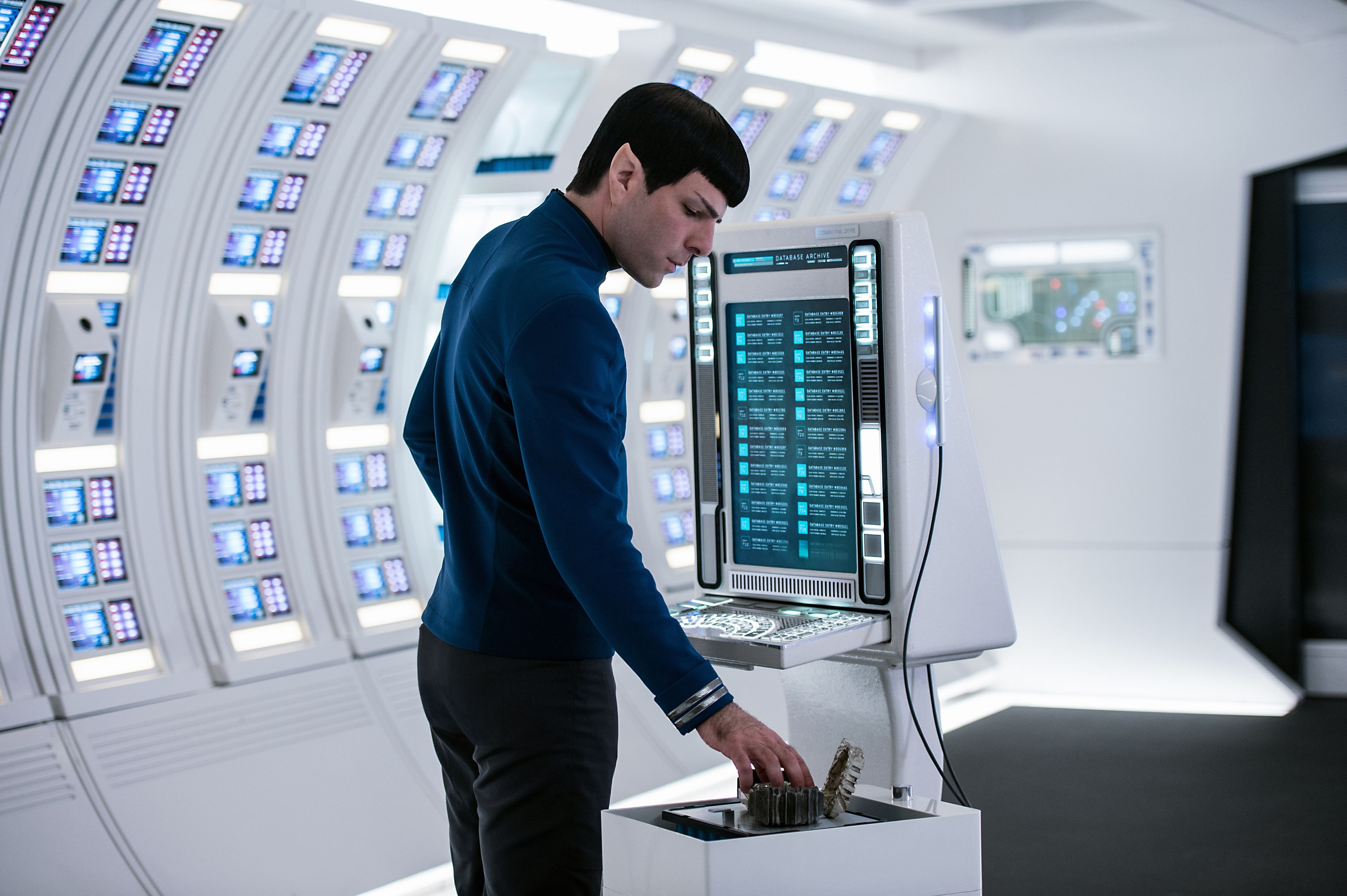 Zachary Quinto offers hopeful Star Trek 4 update