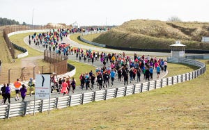 liefdevoorlopen, liefde voor lopen, hardlopen, runnersworld, Runner’s World, runnersweb, zandvoort, zandvoort circuit, circuit run, zandvoort circuit run, 2019, 2020, formule , formule 1 race, race, dutchgp, f1