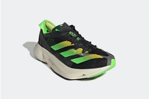 las zapatillas de running adidas adizero adios pro 3 en color negro y verde