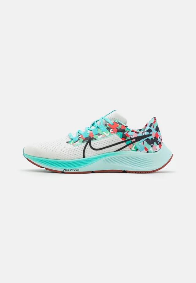 nike pegasus 38, zapatilla de running para correr un maratón en zalando