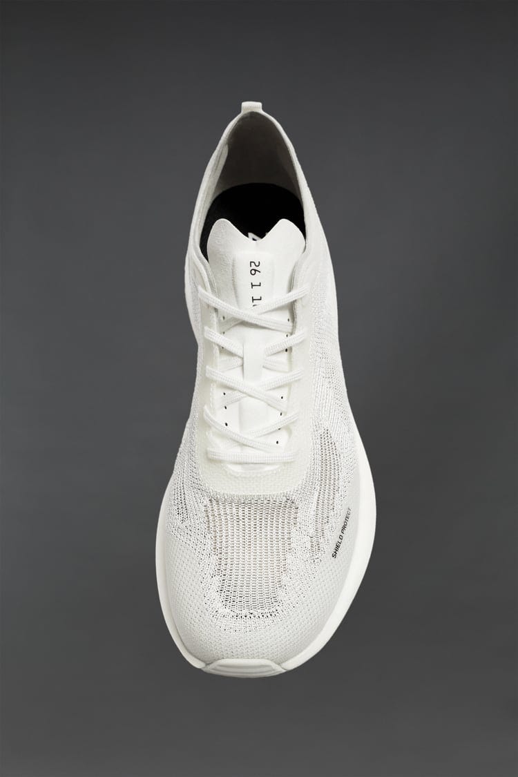 zapatillas de running sin cordones zara athleticz en color blanco para correr rápido