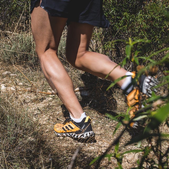 la zapatilla de trail running adidas terrex agravic flow