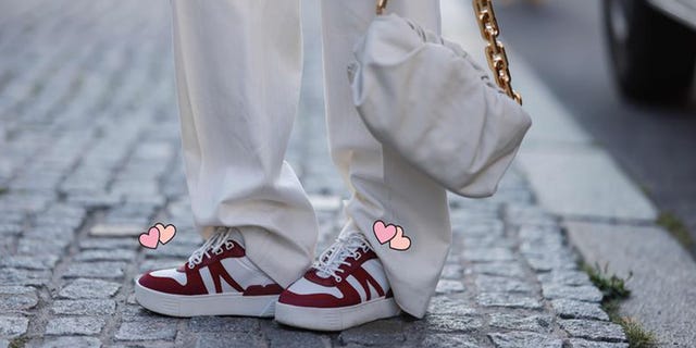 Las zapatillas blancas imprescindibles, 10 zapatillas deportivas de mujer  para vestir bien