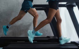 las zapatillas de running adidas treadflow para correr sobre cinta