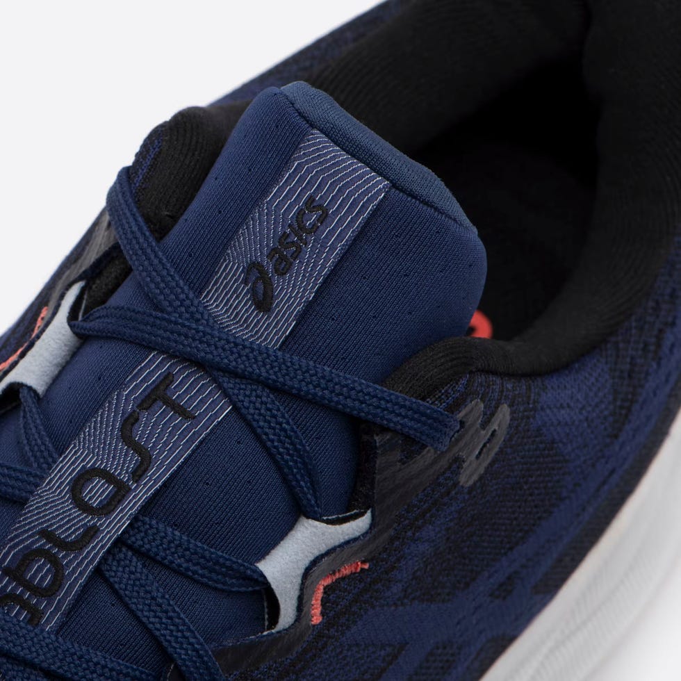 las asics dynablast 5 para hombre en color azul