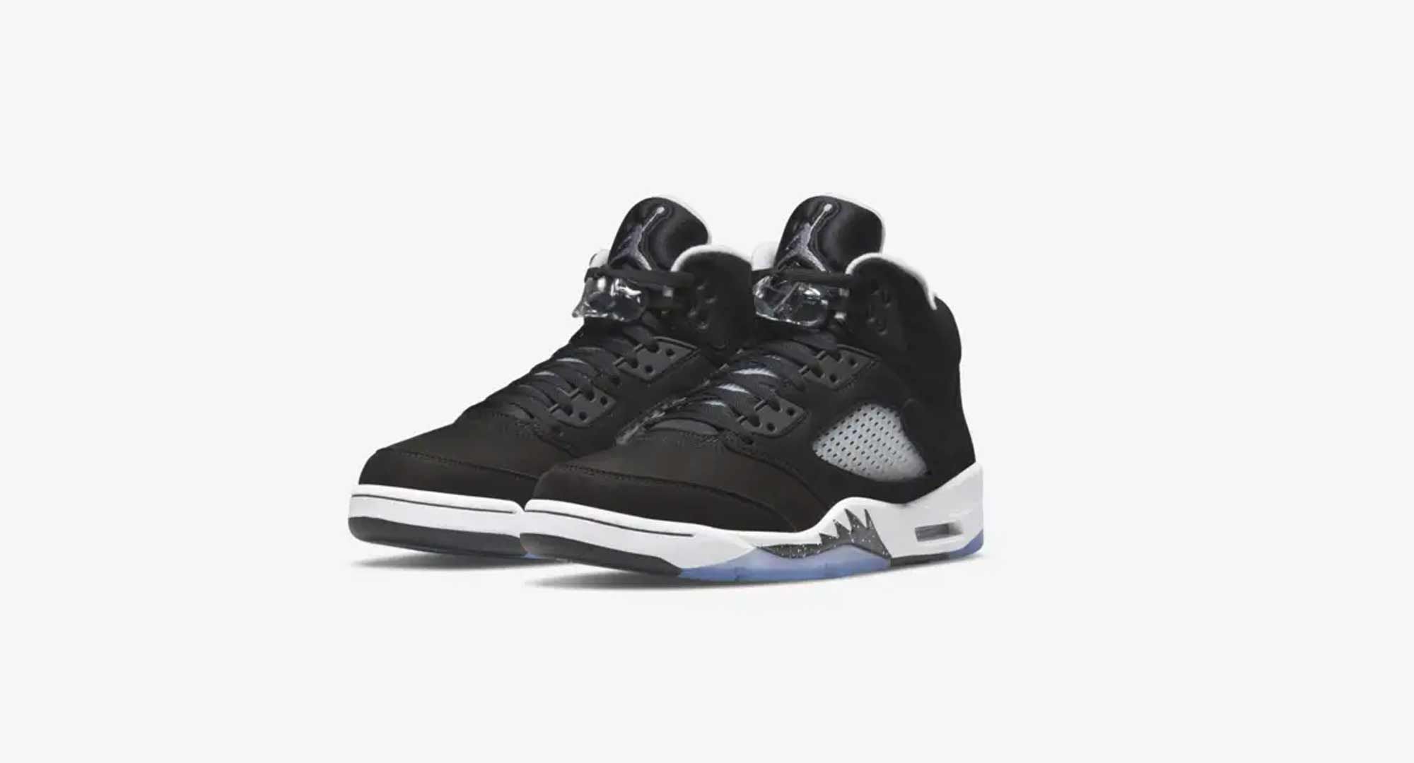 Nike Jordan 4 Moonlight: las zapatillas negras para hombre