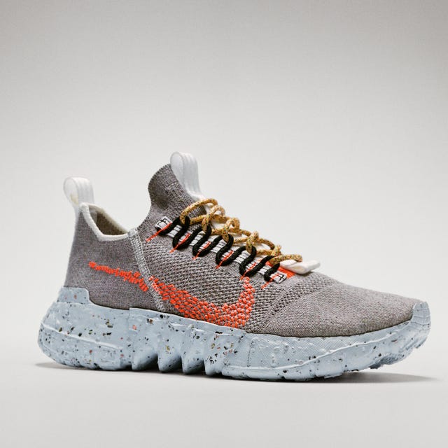 zapatillas de nike fabricadas con material reciclado