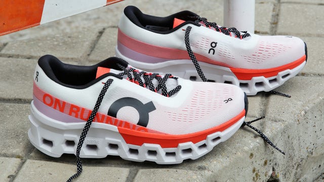 las zapatillas de running on cloudmonster 2