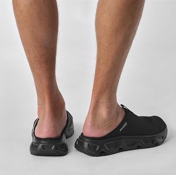 las zapatillas de recuperación para hombre salomon reelax slide 6