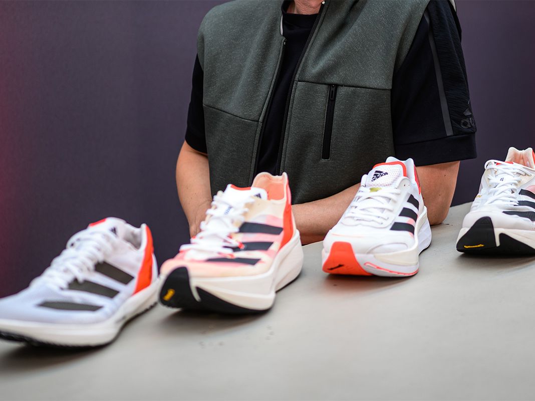 vino Traición Decepcionado Adidas presenta sus 4 nuevas zapatillas con fibra de carbono