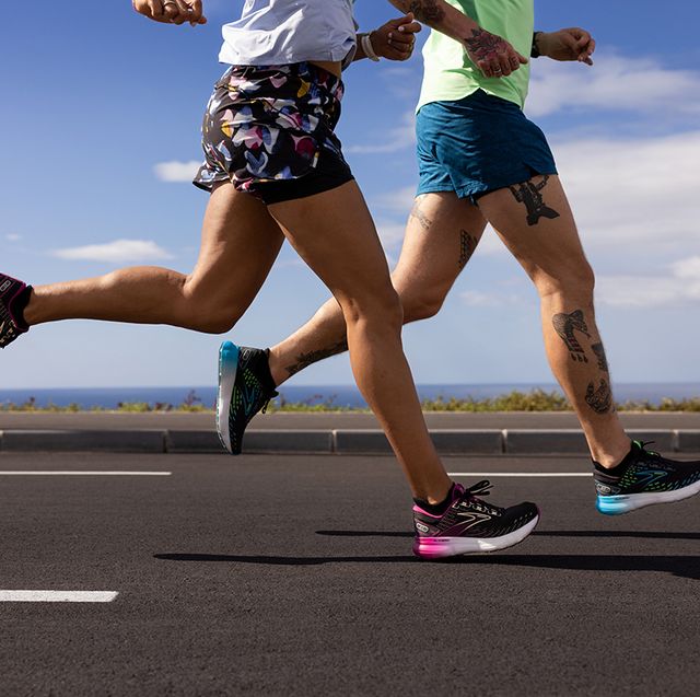 17 zapatillas de running de mujer para correr en la ciudad