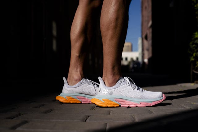 Las nuevas zapatillas de hoka one one clifton edge