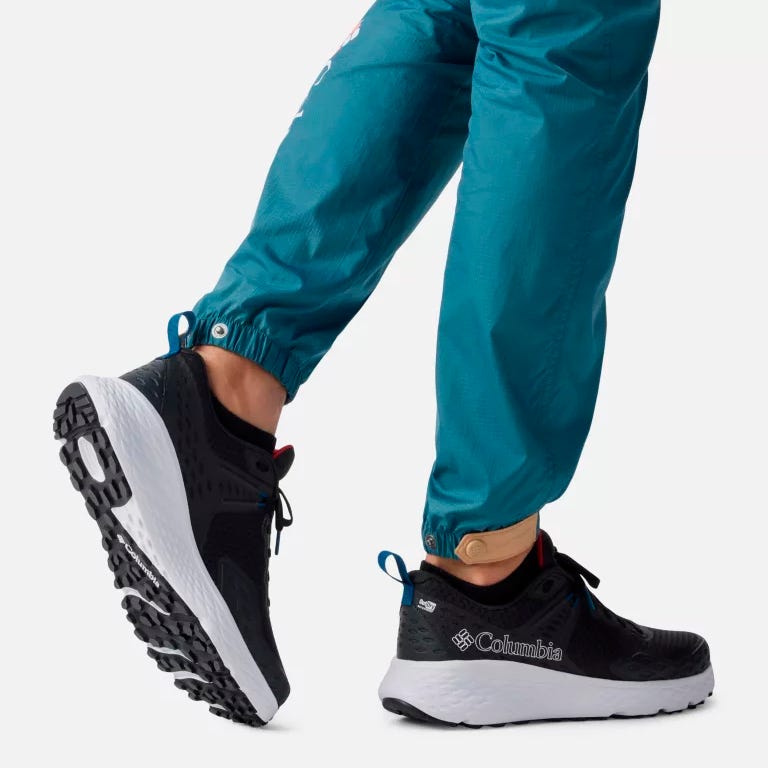 las zapatillas de senderismo columbia konos trs outdry para hombre en color negro