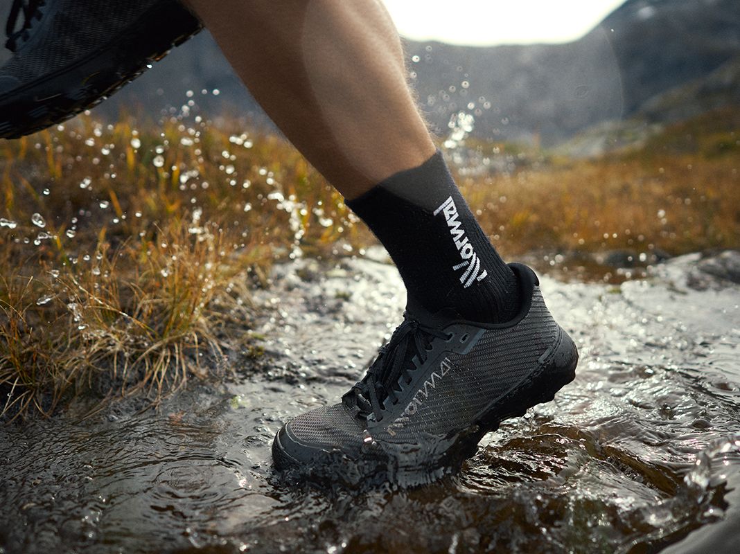 Las zapatillas de trail running NNormal que Kilian Jornet ha diseñado con  mediasuelas intercambiables para correr por todo tipo de terrenos