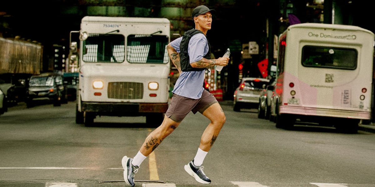 ¡Éxito Estrepitoso! 7 Prendas de Running de Zara que Dominan el Street Style (Menos de 30€)