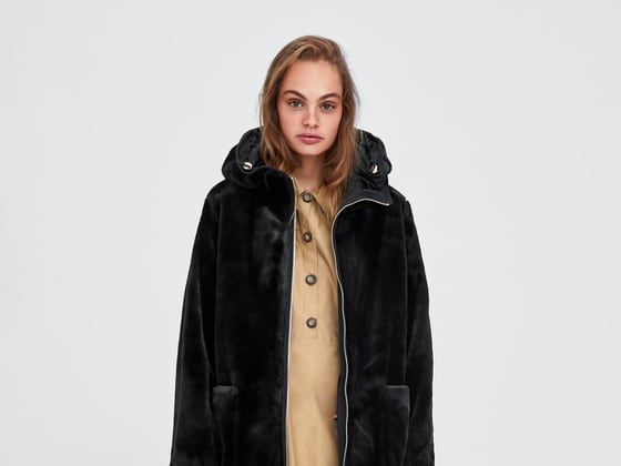 Con esta parka de Zara tendrás dos abrigos uno - Abrigo reversible Zara