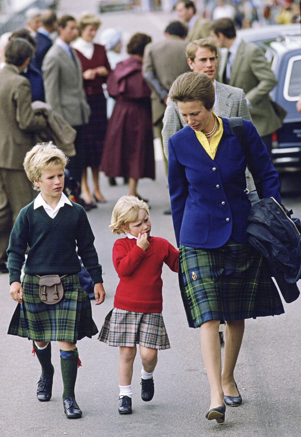 英國女王葬禮 安妮公主 女王女兒 英國皇室 黛安娜王妃 王冠 影集