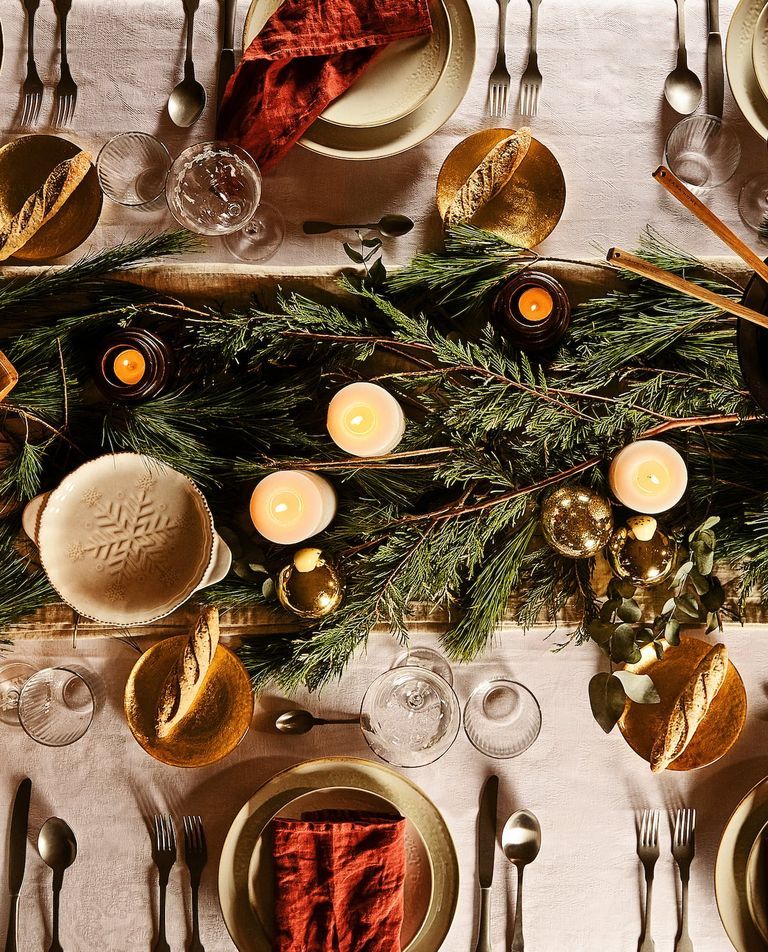 Christmas tables looks to inspire or copy