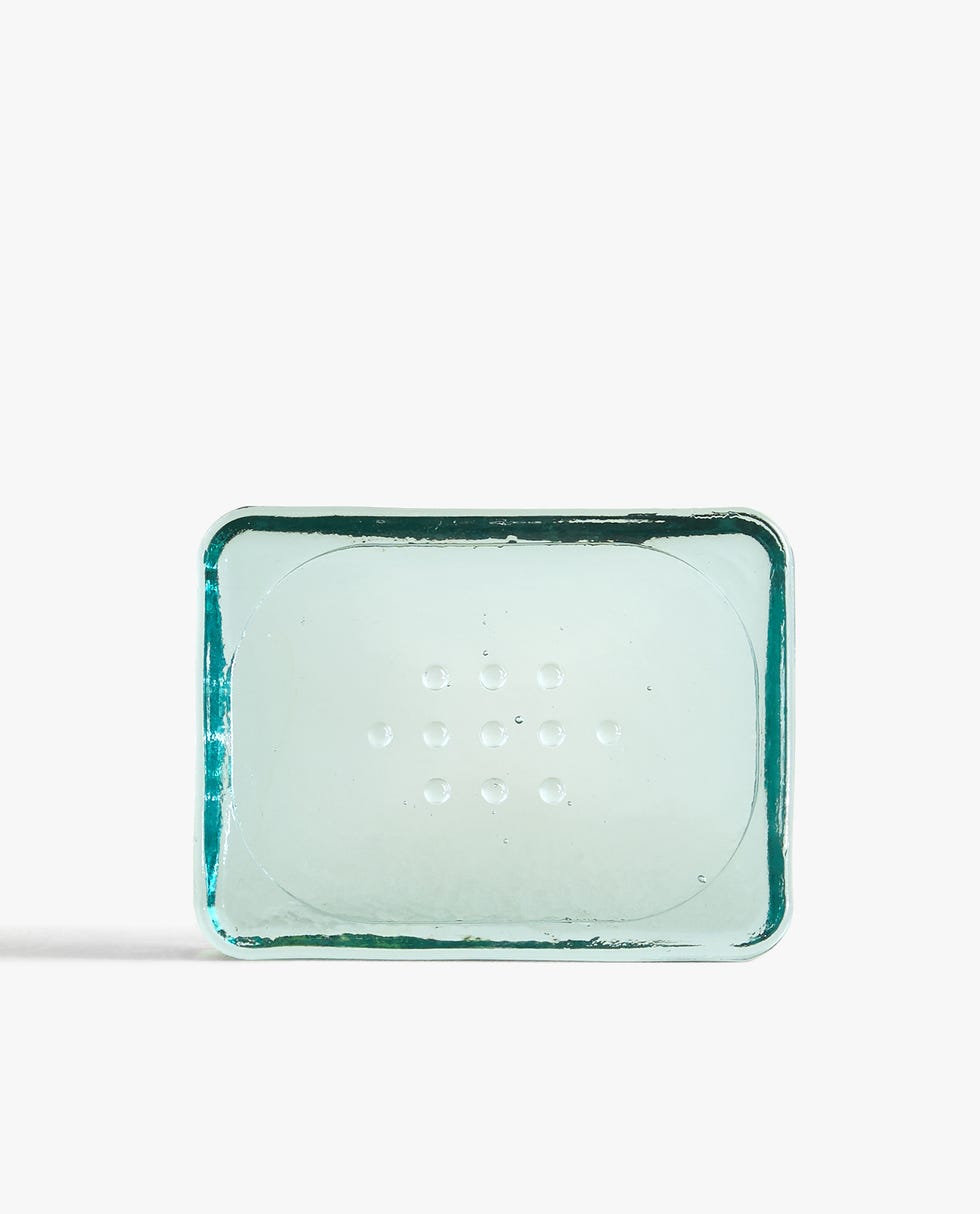 Nueva colección de vidrio reciclado de Zara Home