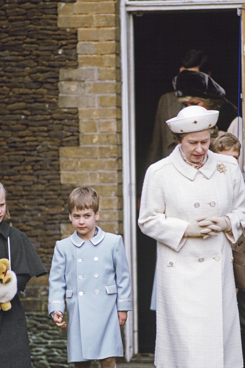 guillermo de inglaterra con su abuela