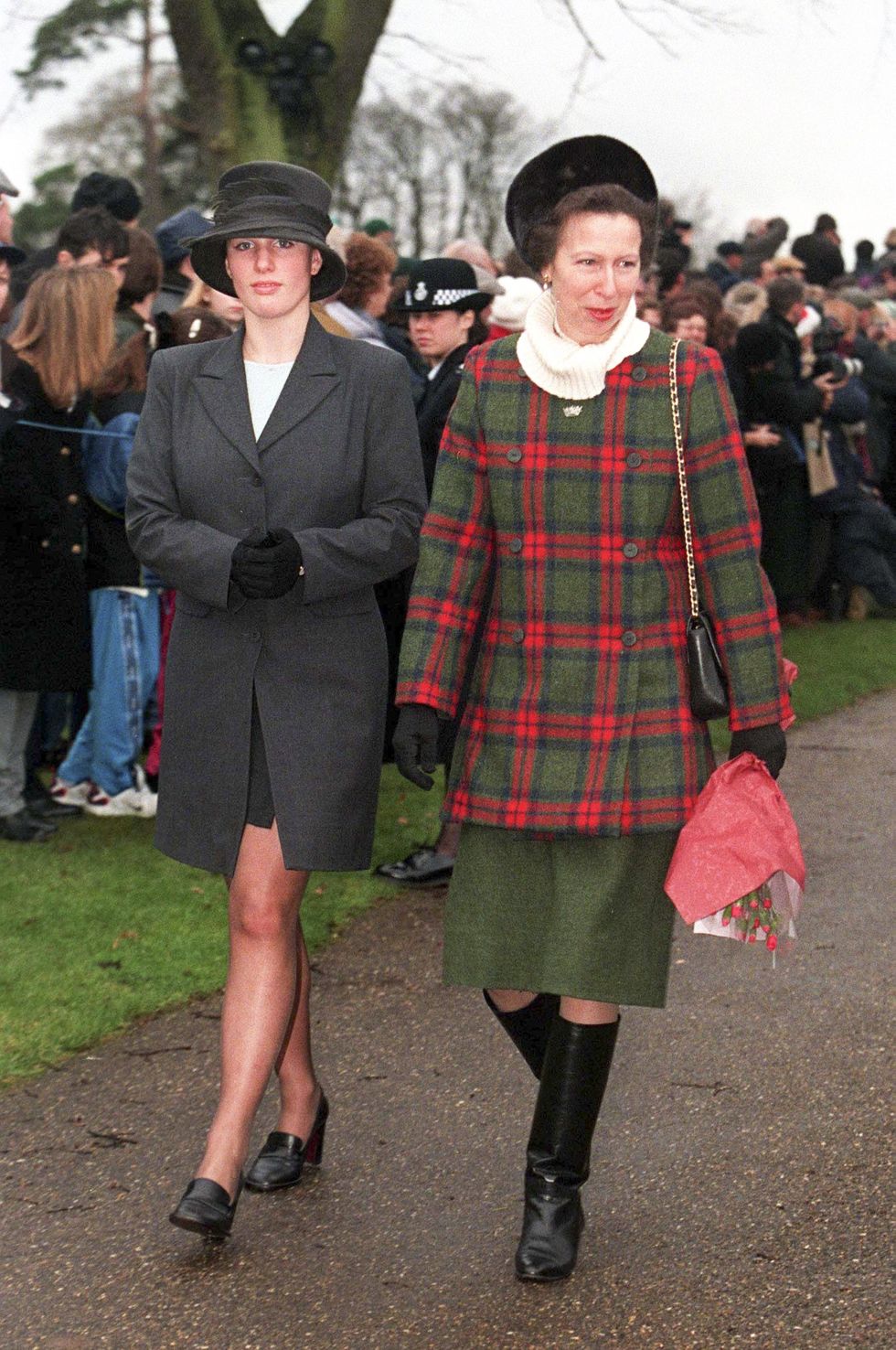 royals attend sandringham church christmas 1998