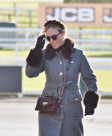 zara tindall nails the right way to wear hair accessories over 40