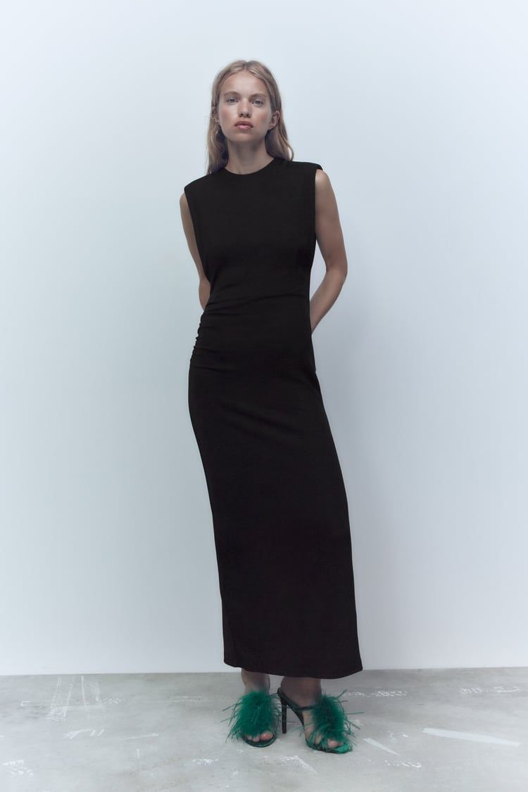 Vestido drapeado best sale zara negro